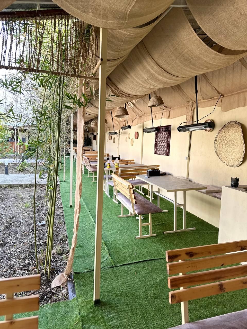 کافه برکه همکار آقا و خانوم میگیره|استخدام خدمات فروشگاه و رستوران|آمل, |دیوار