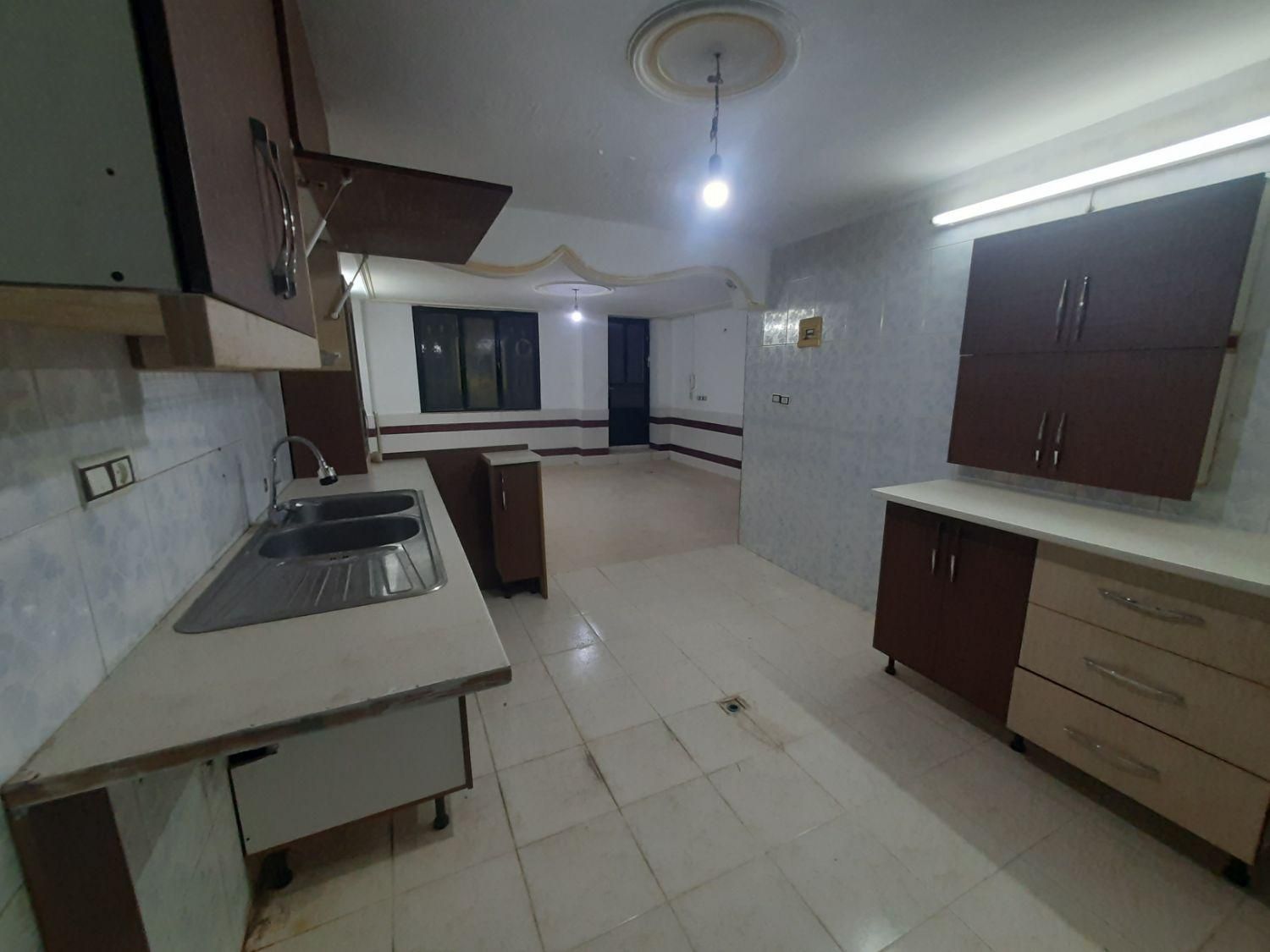 فروش استثنایی و شرایطی واحد همکف با حیاط مستقل|فروش آپارتمان|مهدی شهر, |دیوار