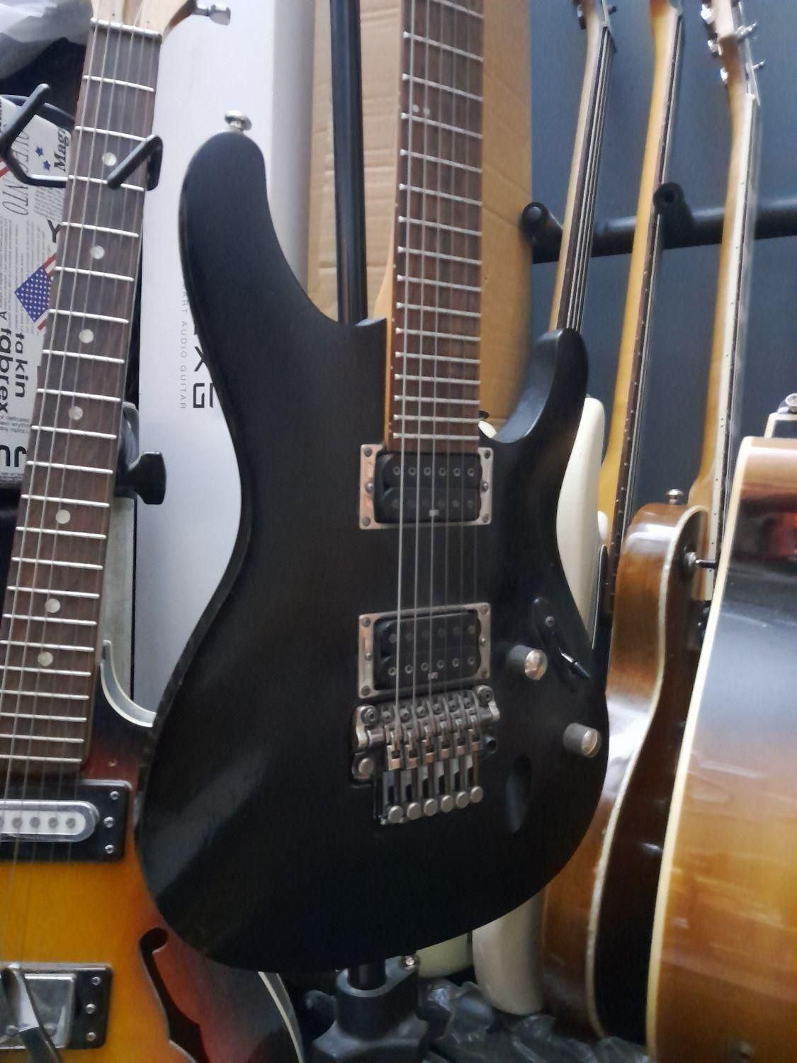 گیتار الکتریک ایبانز Ibanez s420|گیتار، بیس، امپلیفایر|تهران, امامت|دیوار