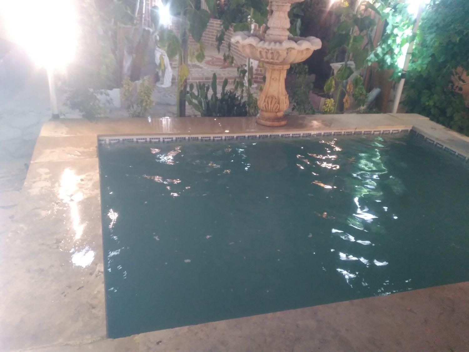 ویلا امن دنج محدود یولاق|اجارهٔ کوتاهمدت ویلا و باغ|ساوه, |دیوار