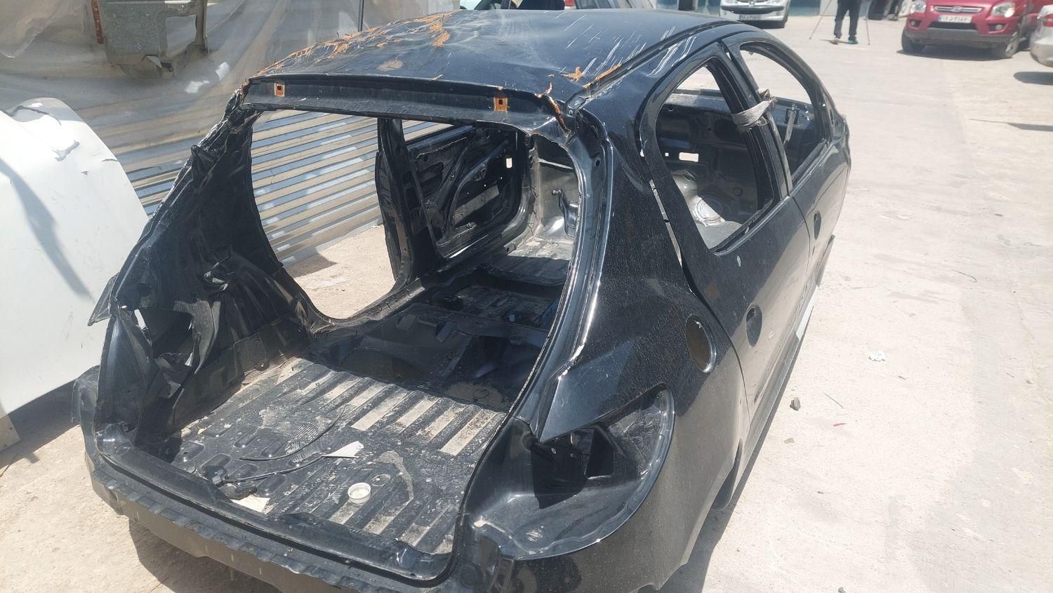 فروش اتاق ۲۰۷ وتعدادی درب استوک|قطعات یدکی و لوازم جانبی|شیراز, شهرک امیر کبیر|دیوار