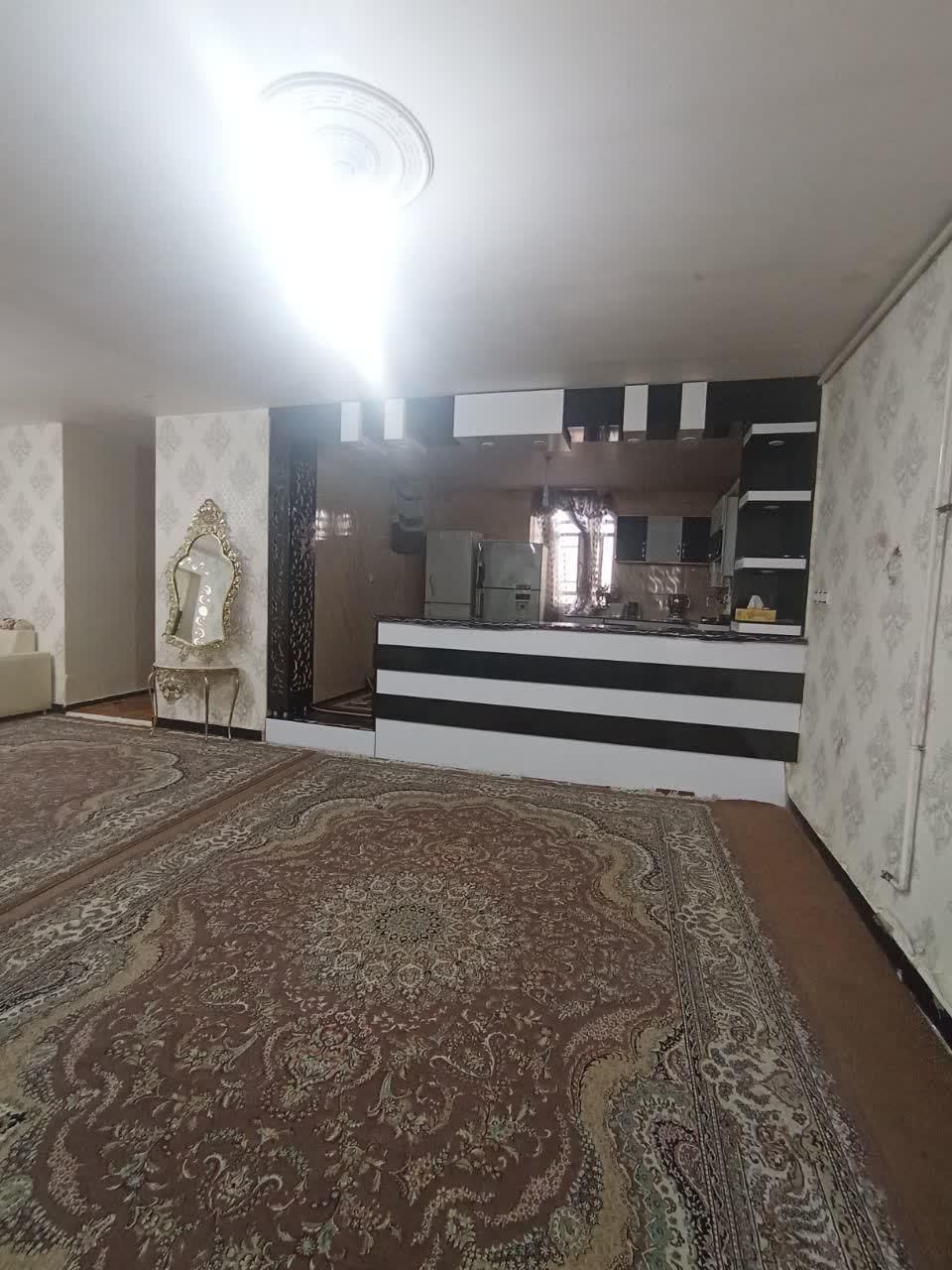 سوییت شخصی مکان امن و تمیز۱۵۳متری پارکینگدار|اجارهٔ کوتاه‌مدت آپارتمان و سوئیت|خرم‌آباد, |دیوار