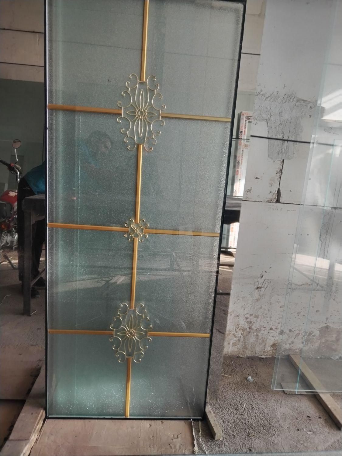 شیشه بری|خدمات پیشه و مهارت|نیشابور, پنجراه|دیوار