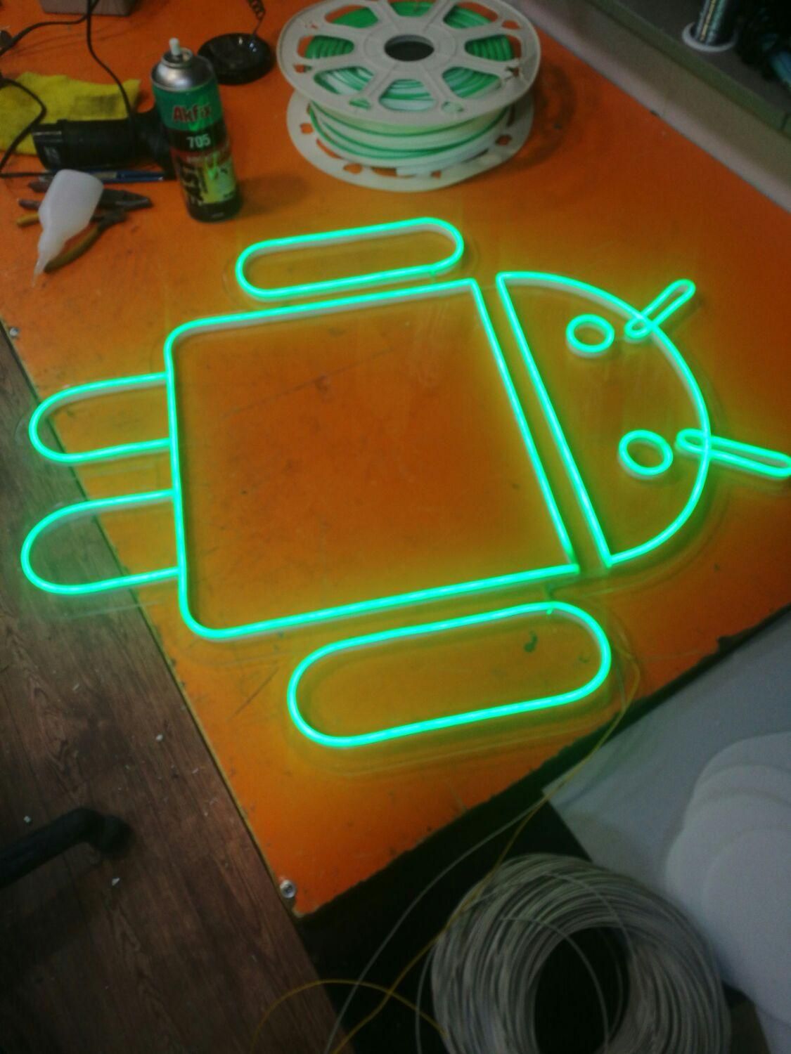 تابلوساز تابلوسازی تابلو سازتابلو سازی حروف برجسته|خدمات پیشه و مهارت|صدرا-فارس, فاز ۱|دیوار