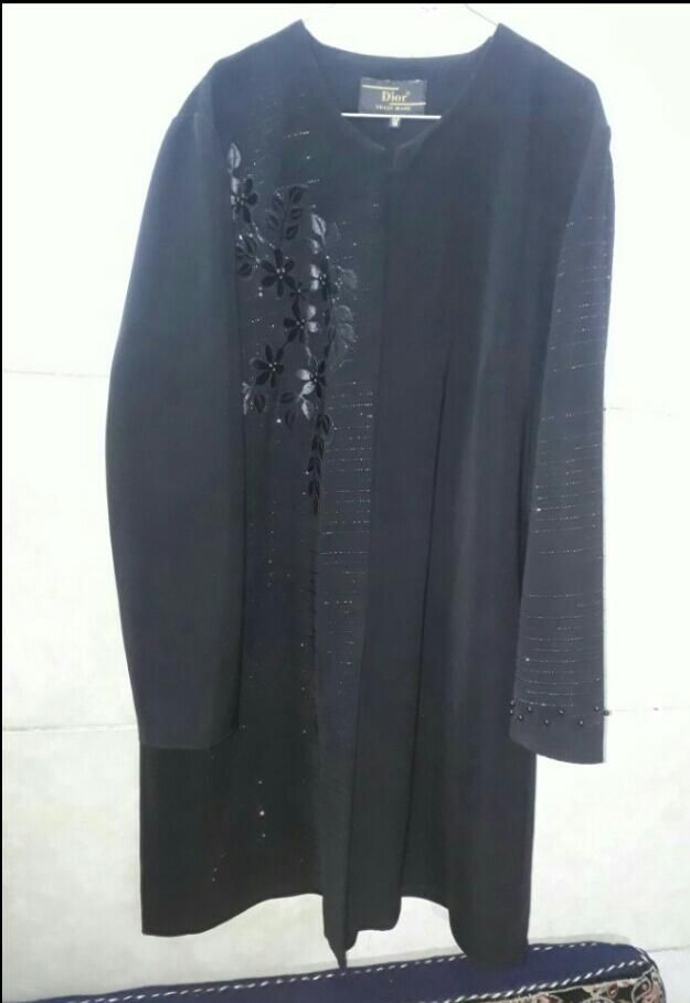 مانتو|لباس|قم, شهر قائم|دیوار