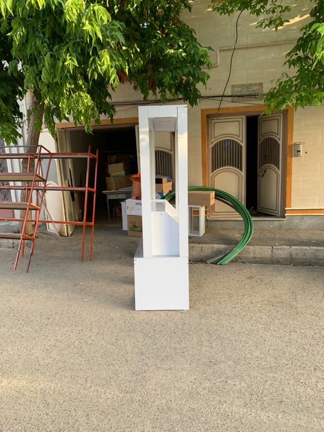 2 عدد ویترین ام دی اف شیک قیمت مفت با تخفیف|حراج|اهر, |دیوار