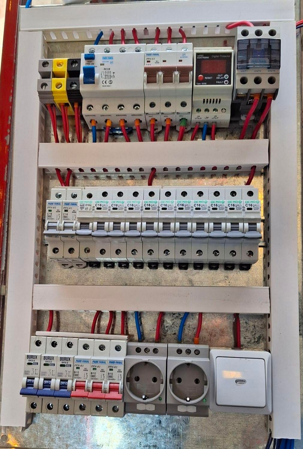 تابلو برق صنعتی|فروشگاه و مغازه|صدرا-فارس, |دیوار