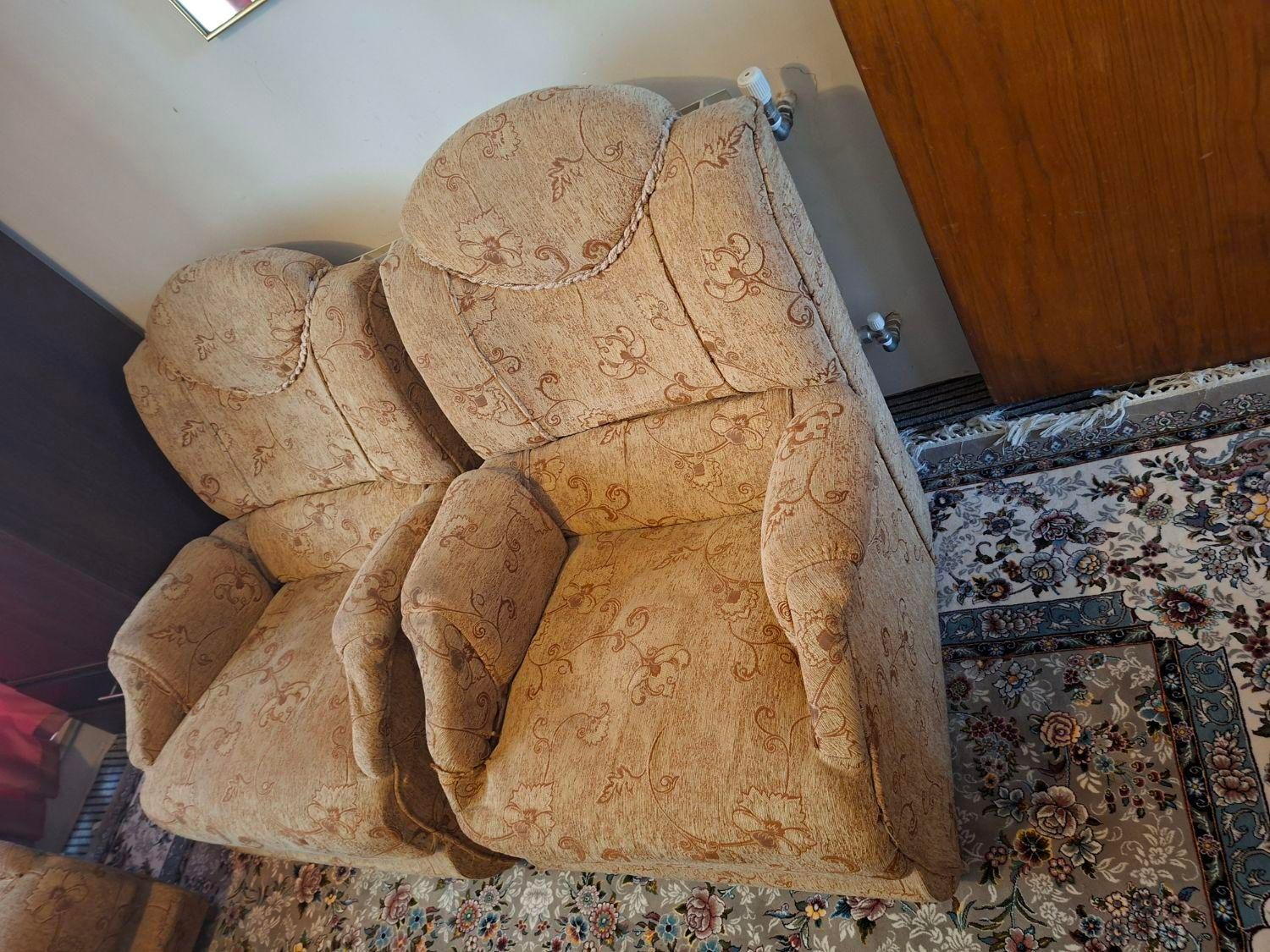 فروش مبل راحتی|مبلمان خانگی و میز عسلی|شیراز, اصلاح‌نژاد|دیوار