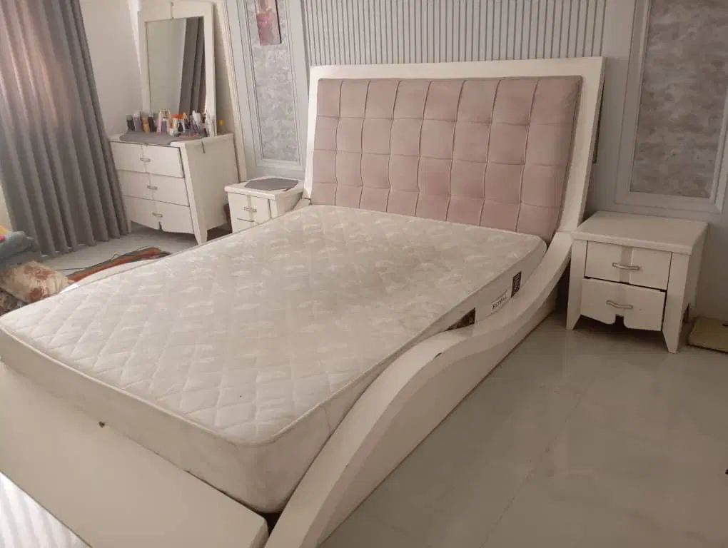 ست کامل تخت دونفره وتشک به همراه پاتختی ومیز دراور|تخت و سرویس خواب|مشهد, فرهنگ|دیوار