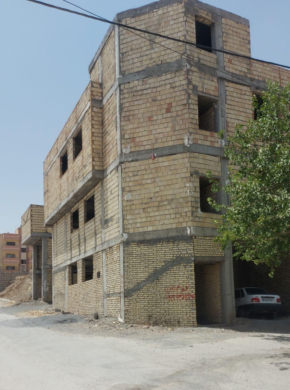 فروش آپارتمان ۲۰۷ متری ۲ خوابه طبقه ۳ در باغشاد|فروش آپارتمان|فولادشهر, باغشاد|دیوار