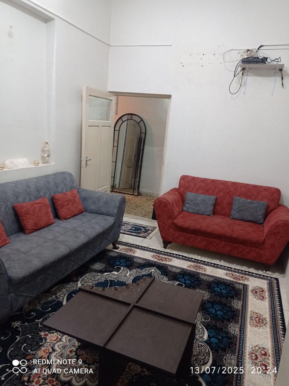 مبل راحتی ده نفره|مبلمان خانگی و میز عسلی|اصفهان, آفاران|دیوار