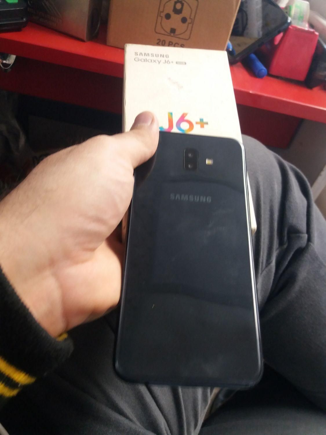 سامسونگ Galaxy J6+ ۳۲ گیگابایت مشکی|موبایل|تهران, پیروزی|دیوار