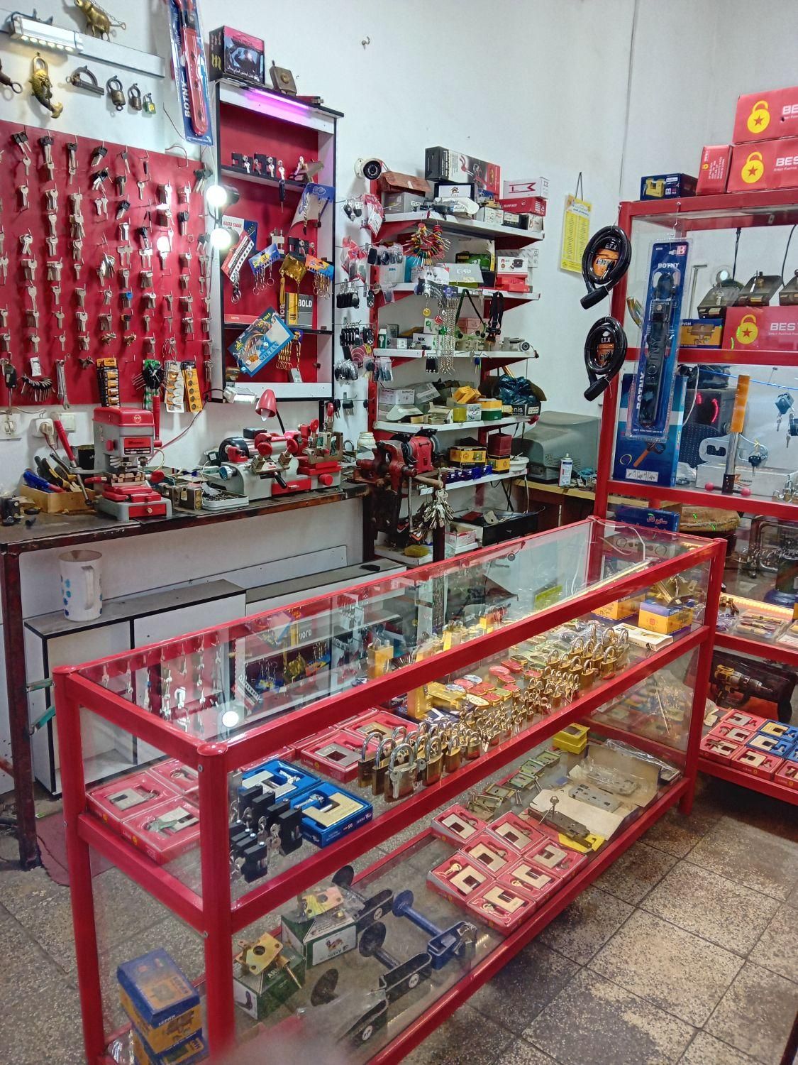 قفل و کلید سازی سوئیچ کددار ورامین|خدمات پیشه و مهارت|ورامین, ورامین|دیوار