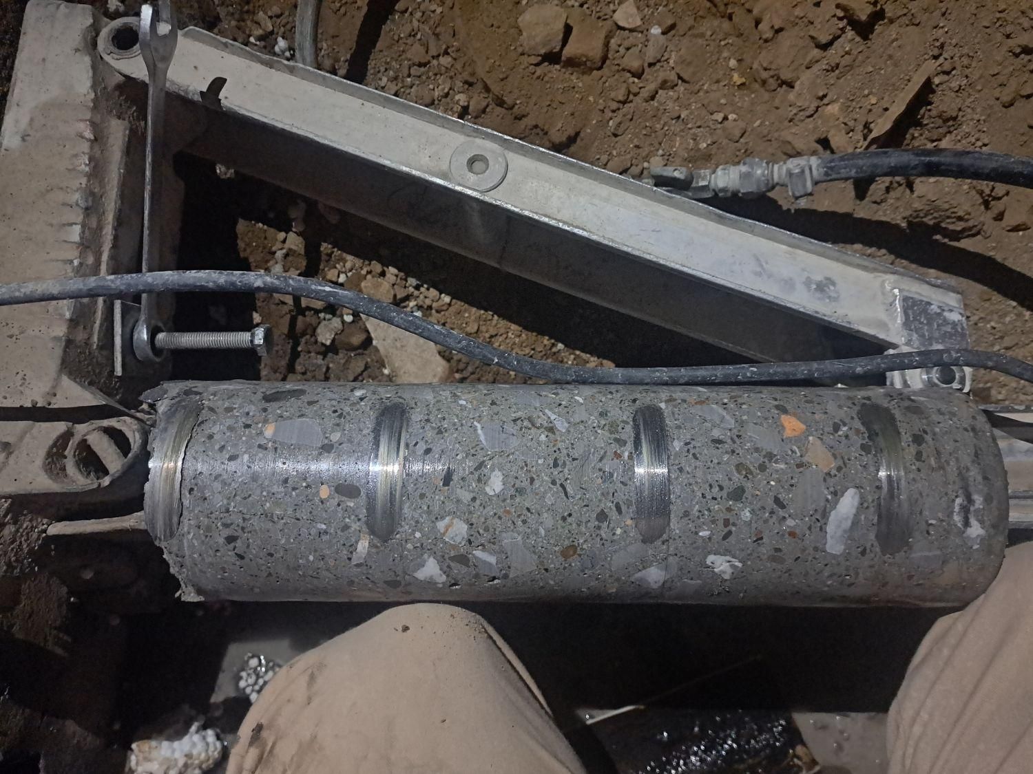 گردبر ی کرگیر ی برش بتن کاشت میلگرد|خدمات پیشه و مهارت|سنندج, |دیوار