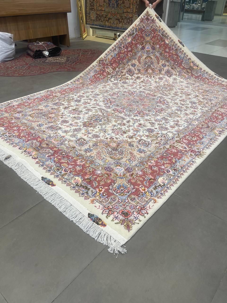 فرش دستباف (بساک) جفت ۹ متری طرح علیا تبریز|فرش|مشکین‌دشت, |دیوار