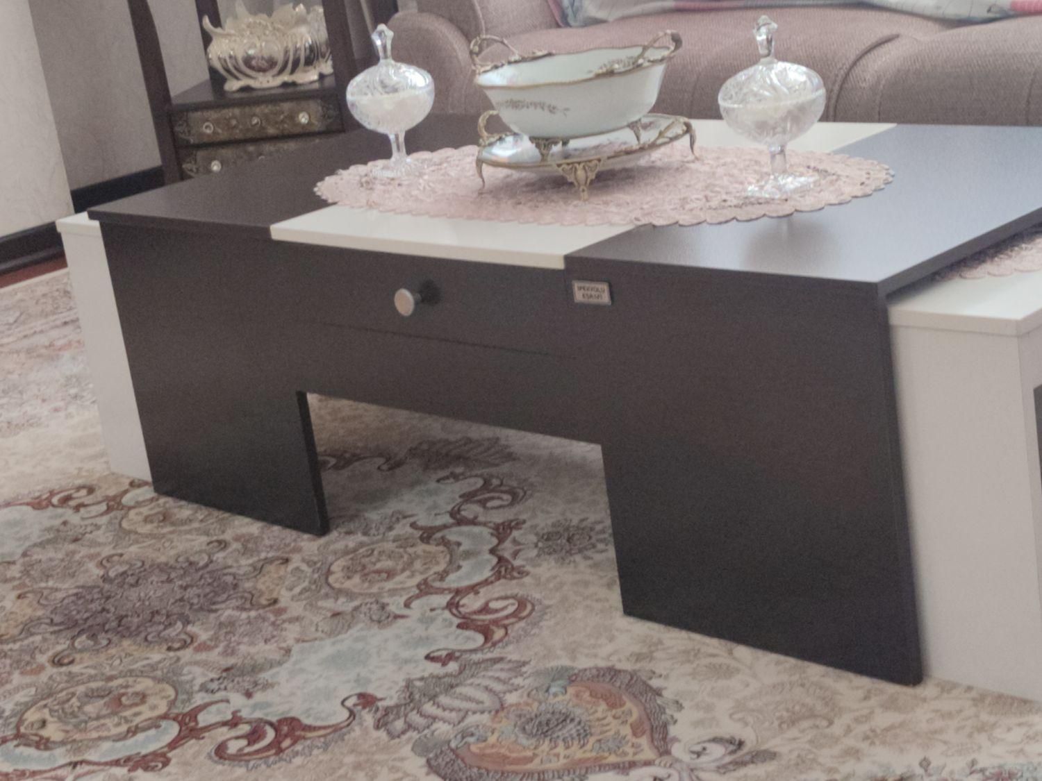 فروش جلو مبلی سه تیکه در حد نو|مبلمان خانگی و میز عسلی|خوی, |دیوار