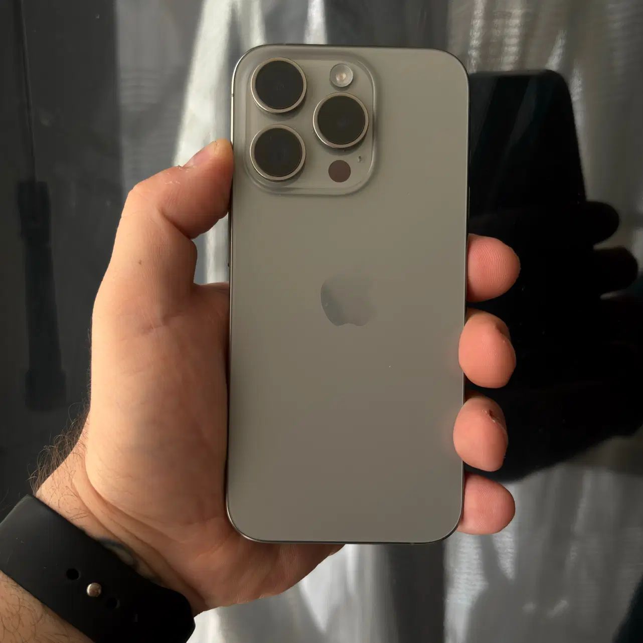 آیفون ۱۵ پرو باطری۹۸ نچرال درحدنو IPhone 15 Pro|موبایل|تهران, نازی‌آباد|دیوار