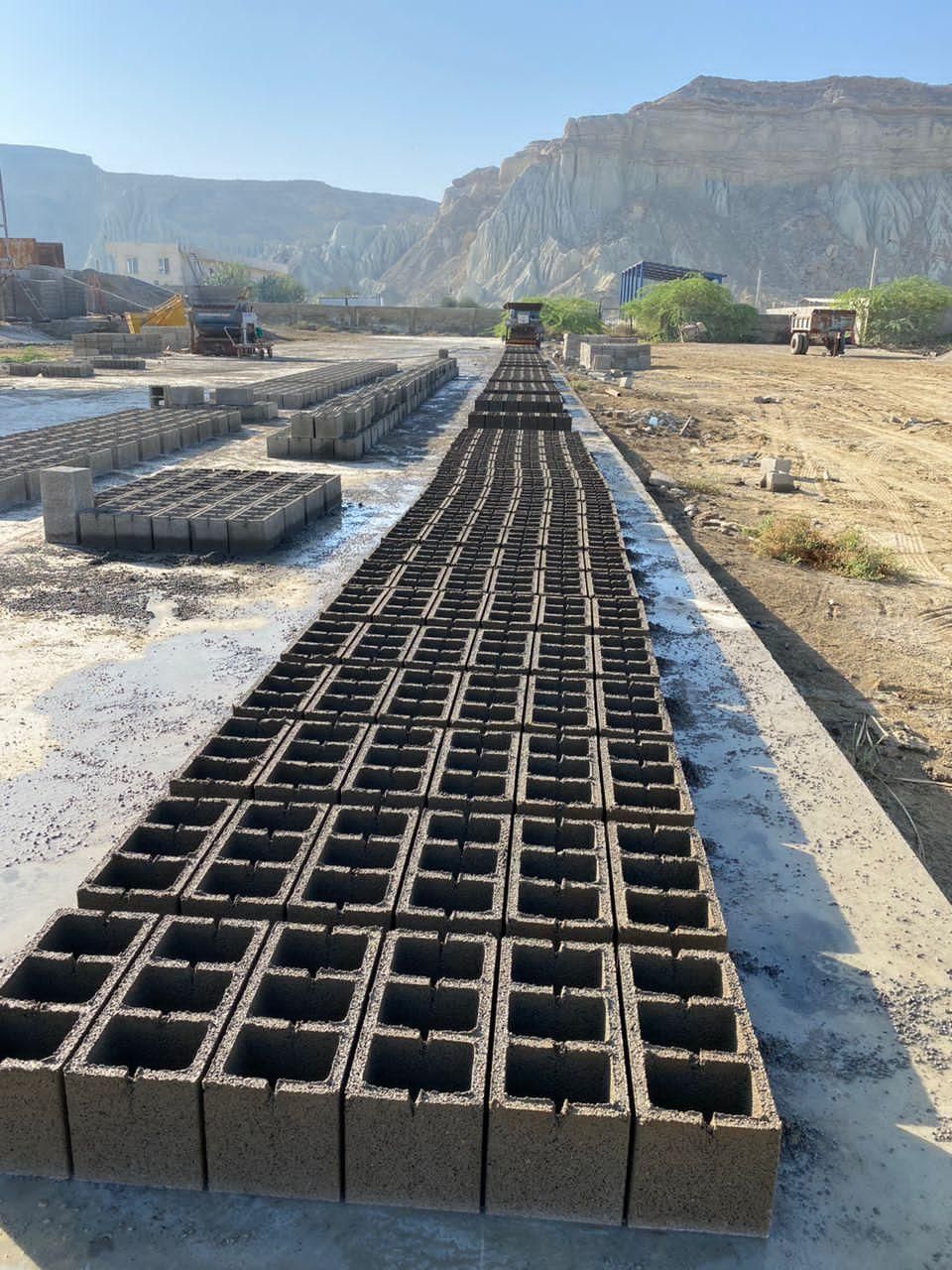 تولید جدول  یلوک ته بسته سیمانی و بلوک سبک لیکا|مصالح و تجهیزات ساختمان|چابهار, |دیوار