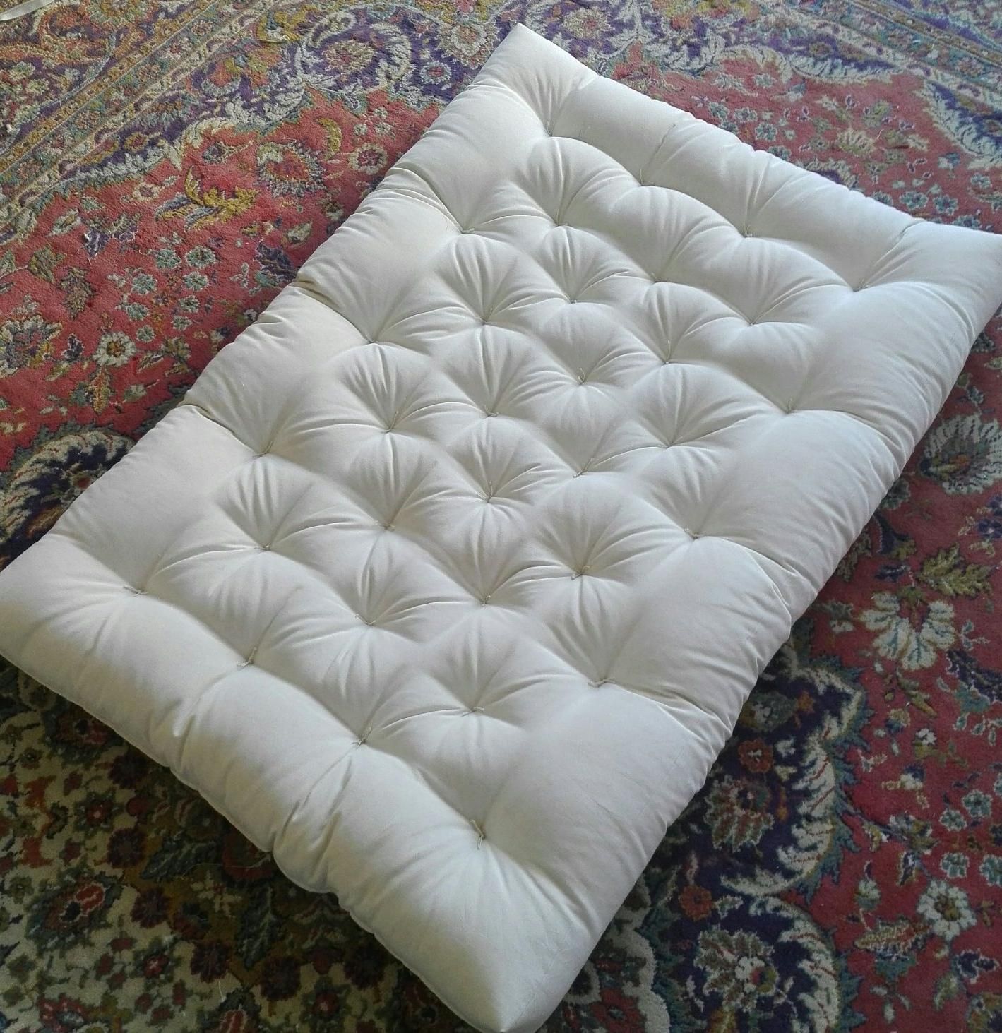 حلاجی ودوخت|رختخواب، بالش، پتو|قم, نیروگاه|دیوار