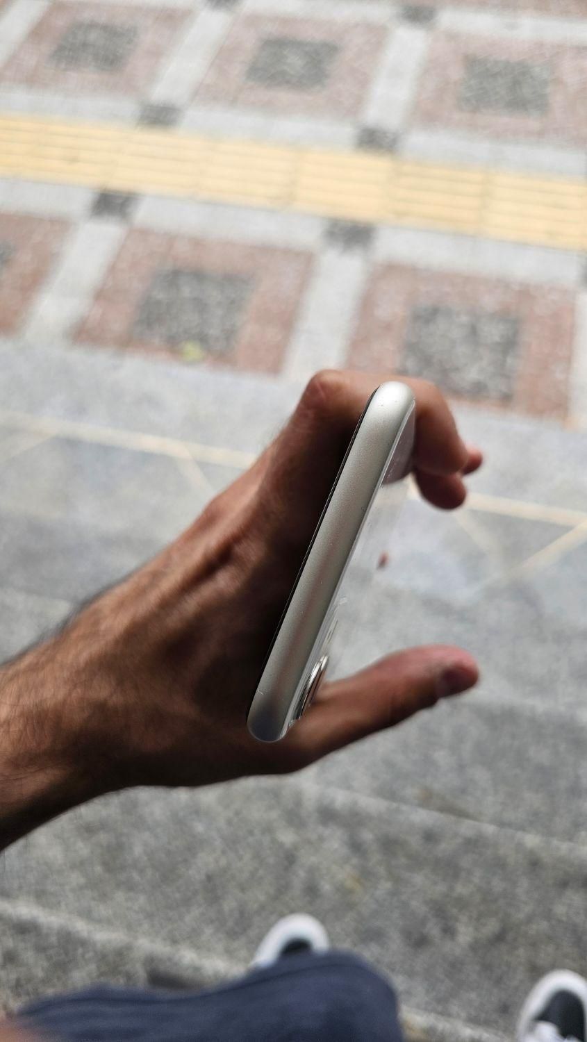 iphone 11|موبایل|بندر انزلی, ساحل قو|دیوار