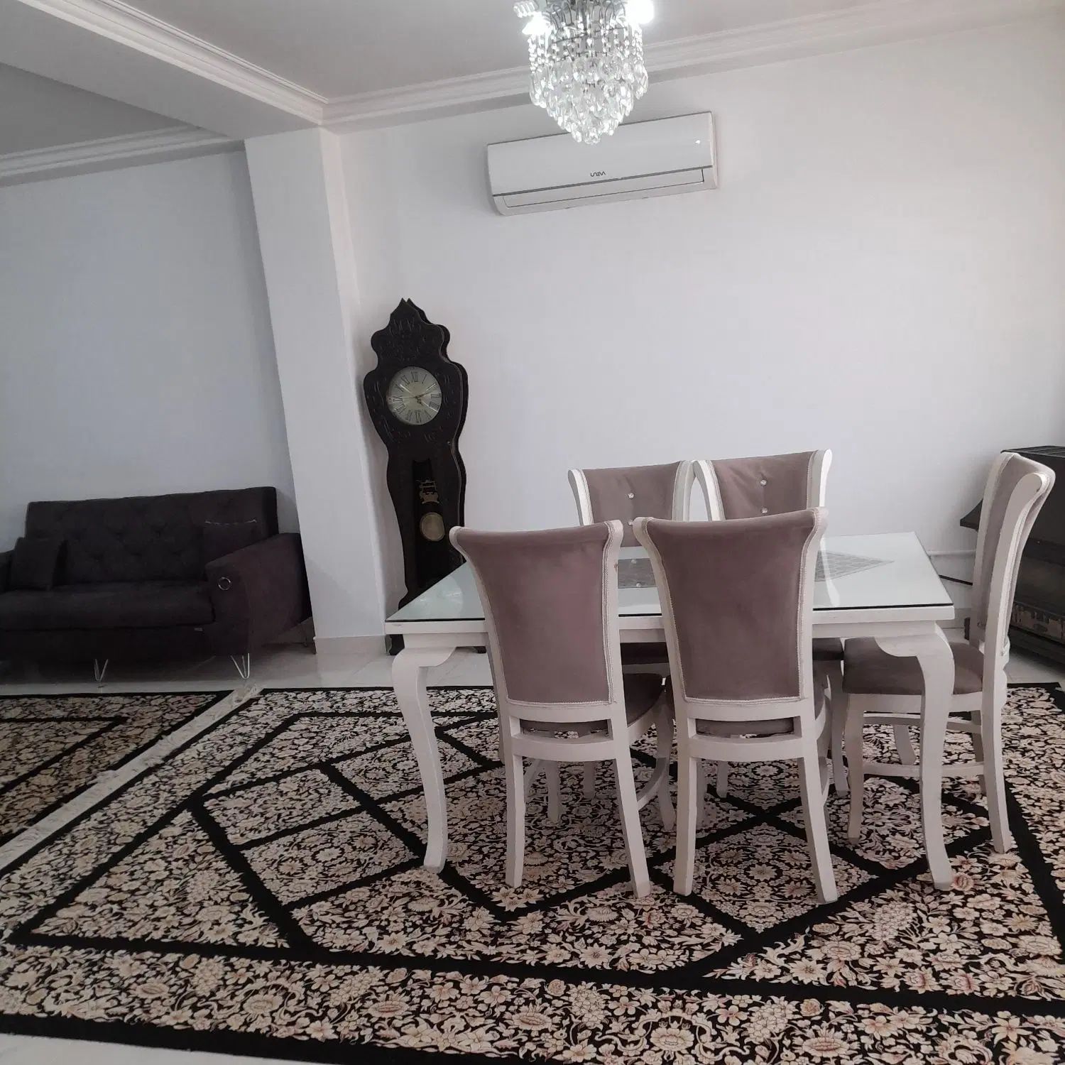 منزل تروتمیزاجاره روزانه/هفتگی/درمرکز شهر آستارا|اجارهٔ کوتاه‌مدت آپارتمان و سوئیت|آستارا, |دیوار
