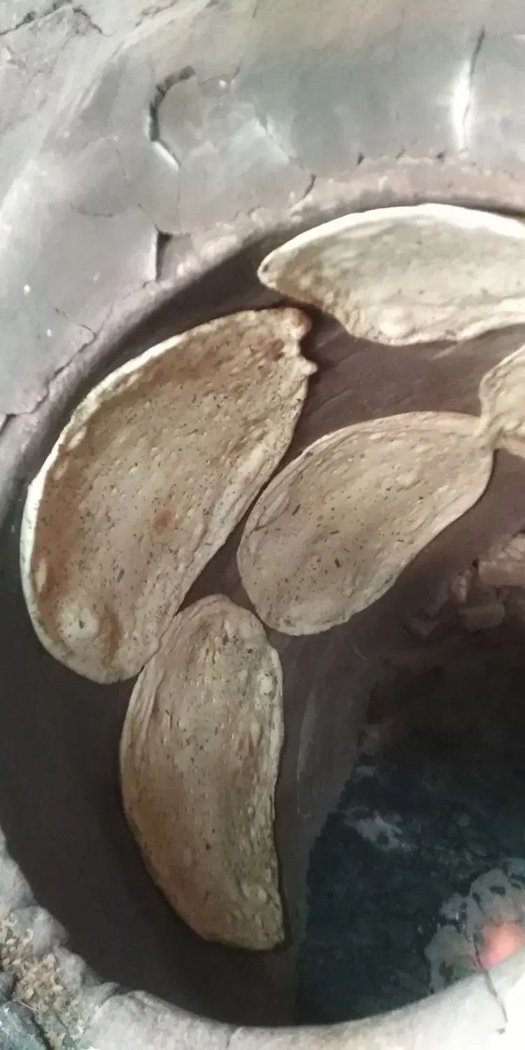 نان خشک هیزمی سنتی یزد|خوردنی و آشامیدنی|تهران, فاطمی|دیوار