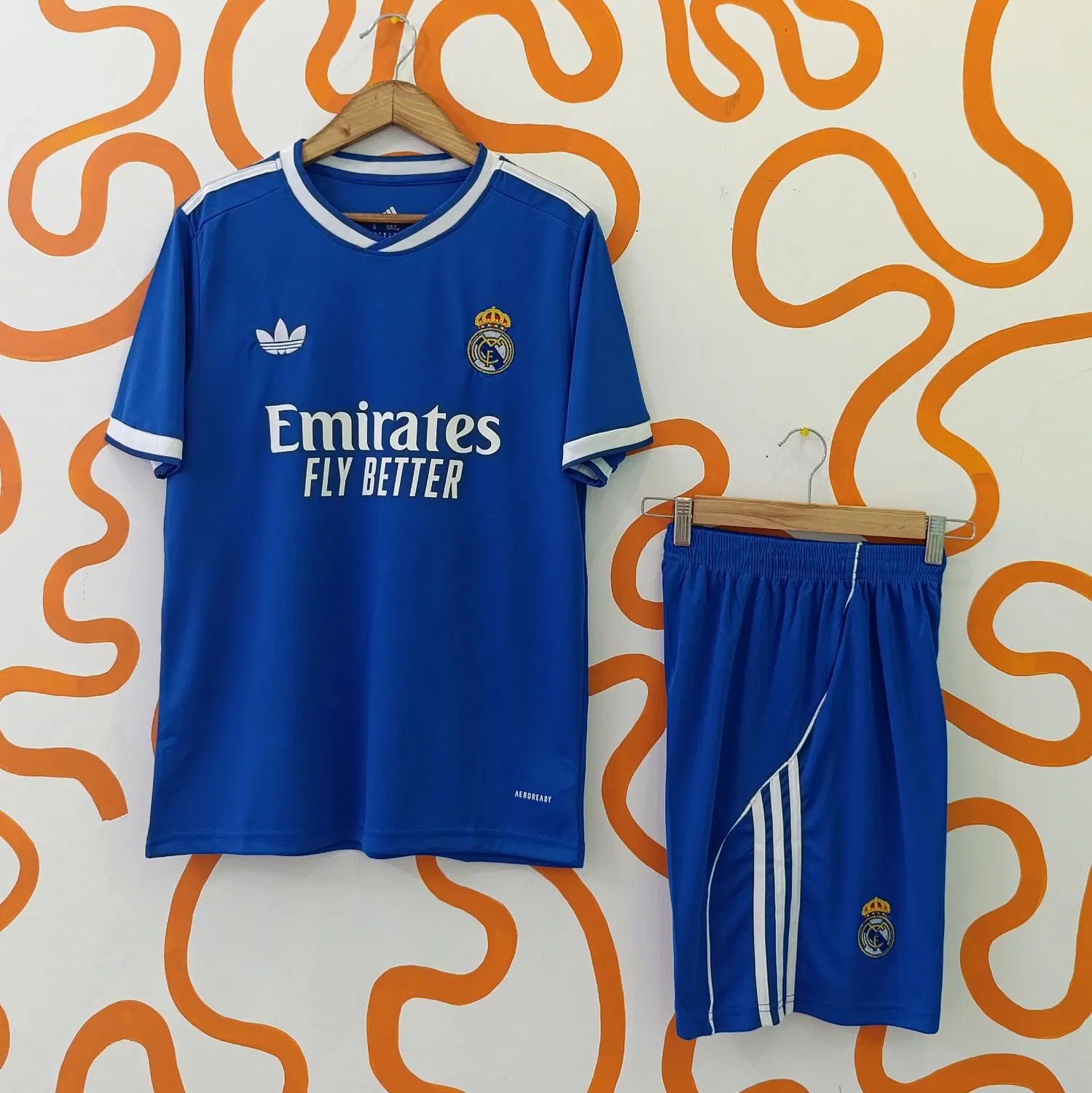 کیت تایلندی|لباس|مشهد, الهیه|دیوار