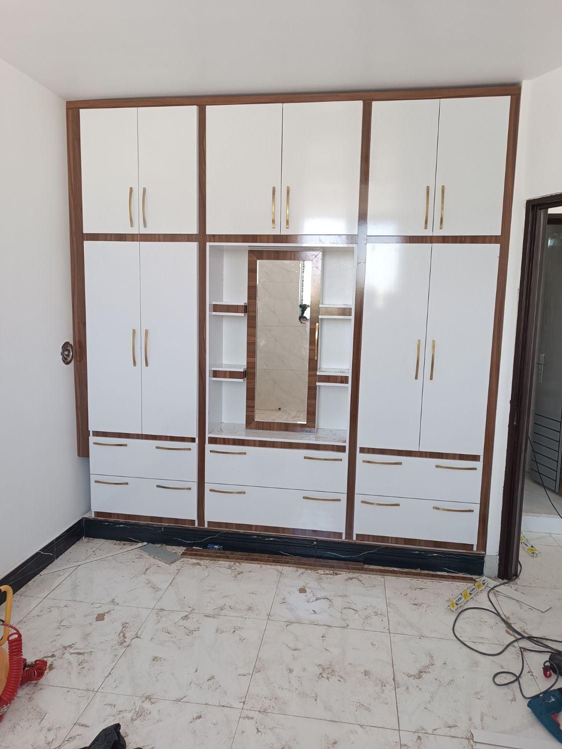 کمد دیواری و کابینت آشپزخانه جاکفشی ودرب چوبی|جاکفشی، کمد، دراور|لردگان, |دیوار