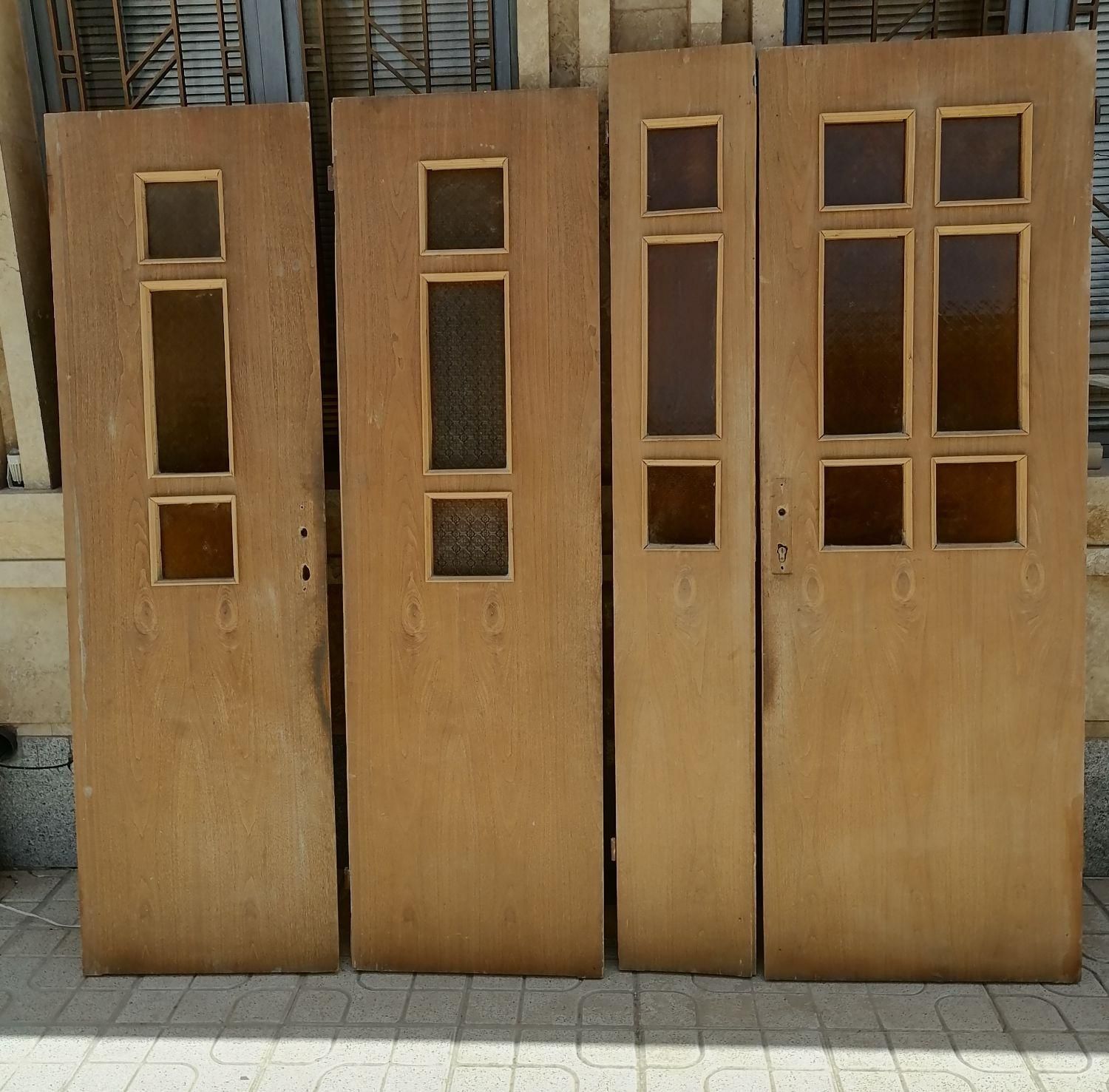 درب چوب|مصالح و تجهیزات ساختمان|زرقان, |دیوار