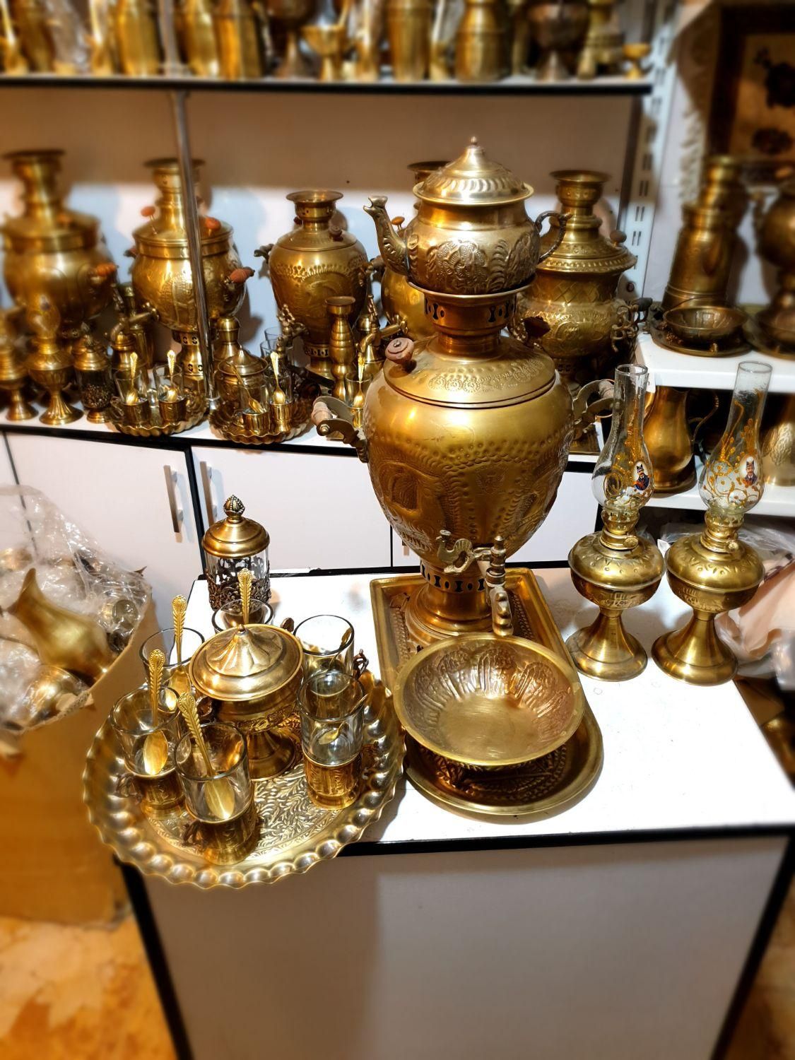 de6سماور ذغالی hds برنجی برقی مسی گازی زغالی|صنایع دستی و سایر لوازم تزئینی|اصفهان, دستگرده|دیوار