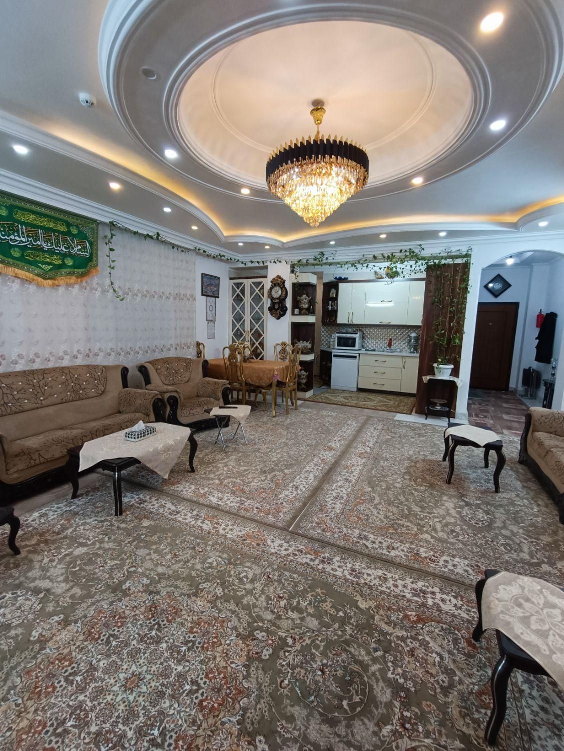 آپارتمان تک واحدی بر خیابان|فروش آپارتمان|قم, ژاندارمها|دیوار
