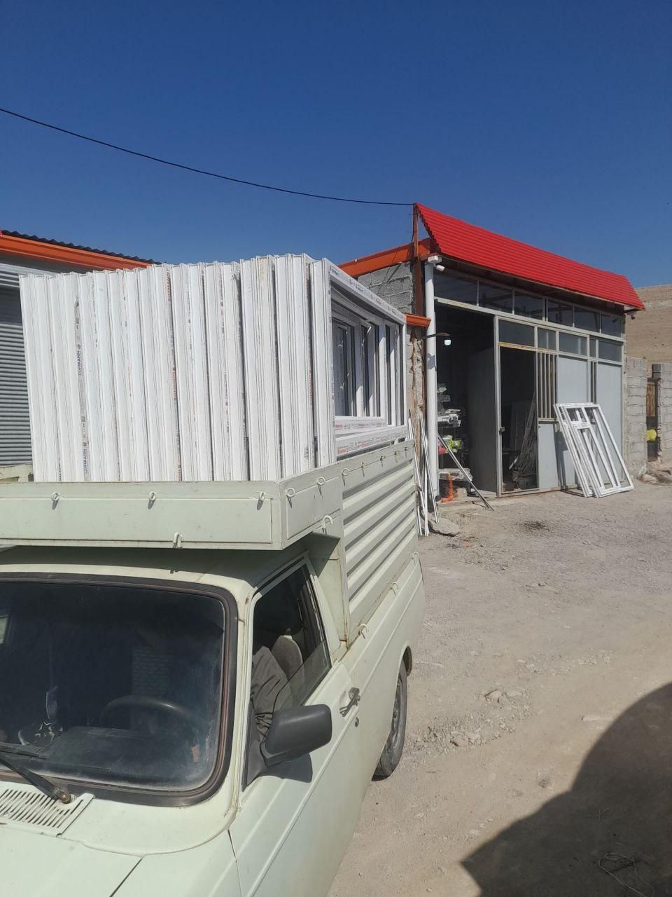 درب و پنجره upvc و توری|خدمات پیشه و مهارت|سرعین, |دیوار