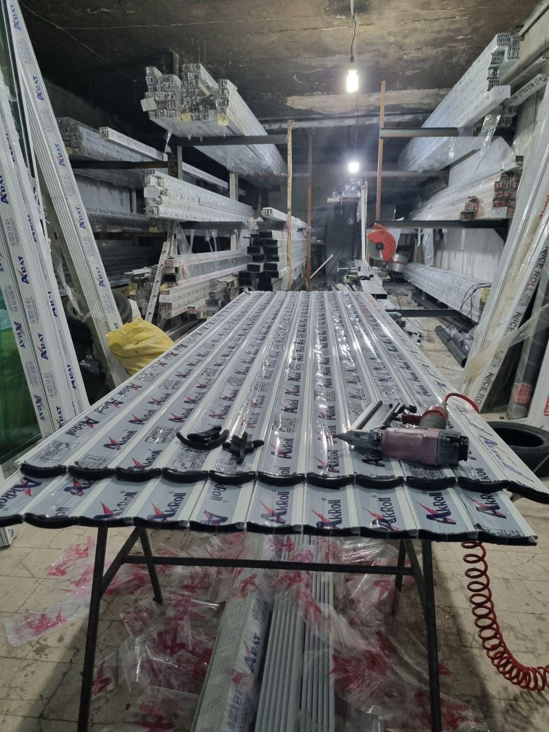 در کرکره رولاپ شیشه سکوریت جک پارکینگ اتومات برقی|خدمات پیشه و مهارت|مشهد, توس (بلوار توس)|دیوار