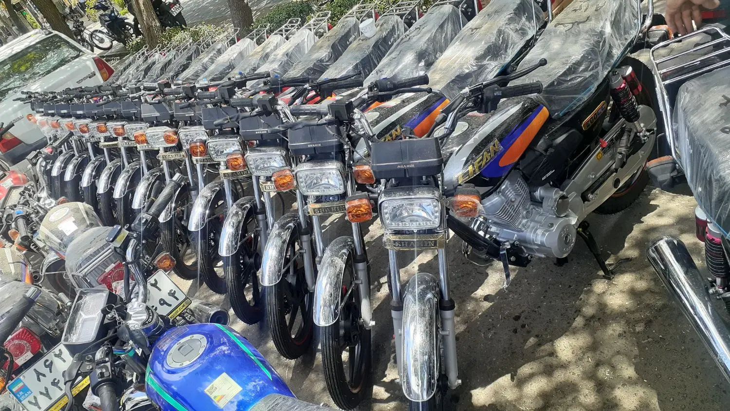 کبیر ۱۵۰ سی سی فول دزدگیر استارتر ۱۴۰۳ رهرو ۱۴۰۴|موتورسیکلت|مشهد, طلاب|دیوار