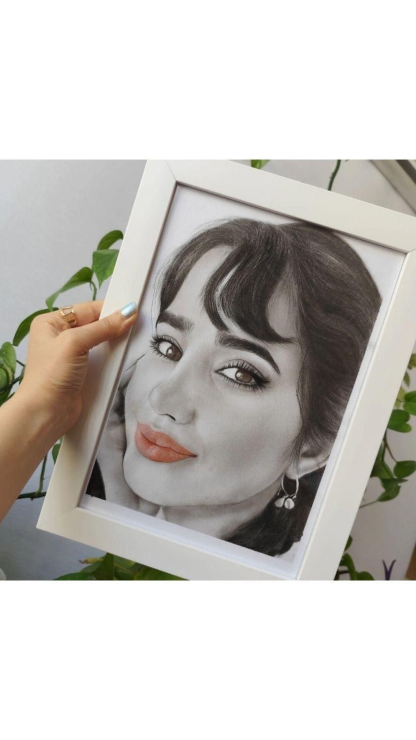 سفارش نقاشی چهره هدیه ای ماندگار و غیر تکراری|تابلو، نقاشی، عکس|شیراز, باغ تخت|دیوار
