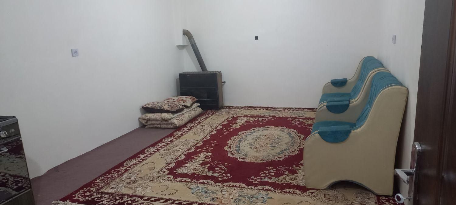 اجاره سوئیت روستای زیبای آبگرم کلات یک ساعت فاصله|اجارهٔ کوتاه‌مدت آپارتمان و سوئیت|مشهد, تبادکان|دیوار