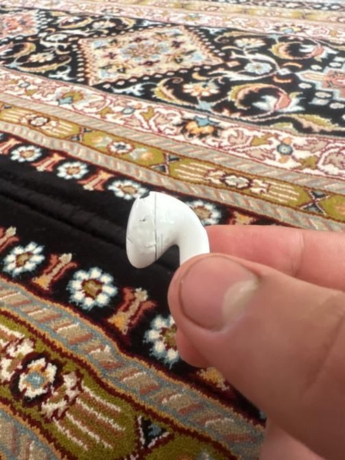 هندزفری سمت راست airpod 4 anc همراه نویز کنسلینگ|لوازم جانبی موبایل و تبلت|اصفهان, باغ دریاچه|دیوار