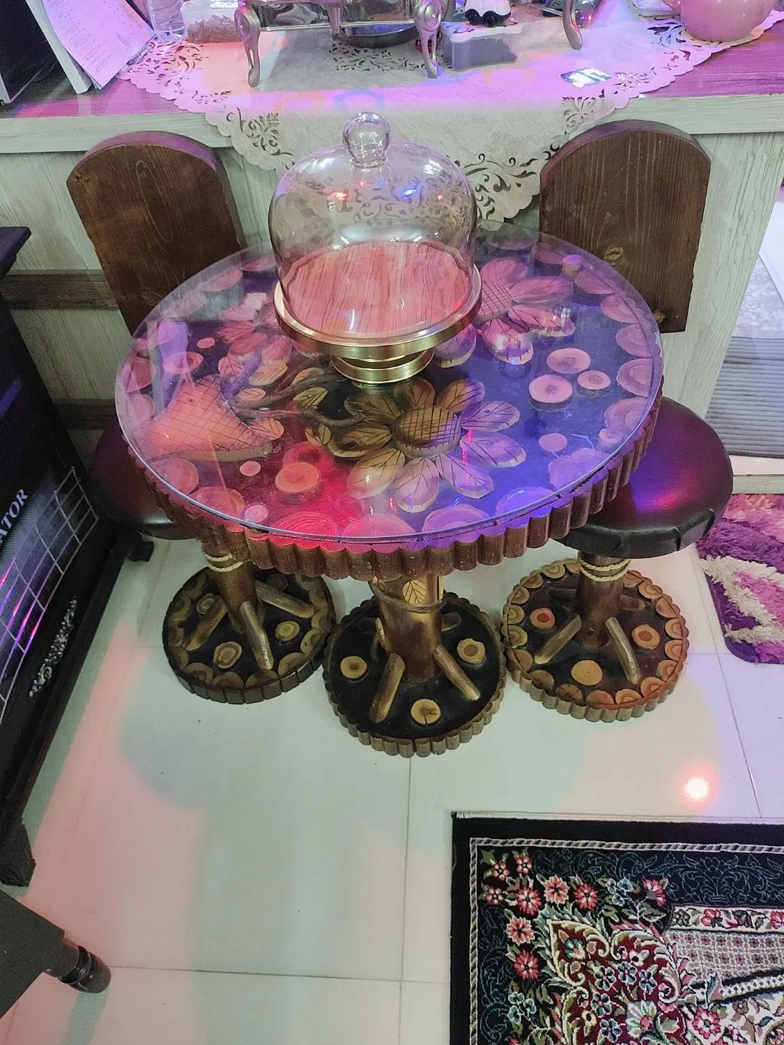 میز ناهارخوری دونفره با دوتا صندلی سالم سنتی|میز و صندلی غذاخوری|مشهد, کوی المهدی|دیوار