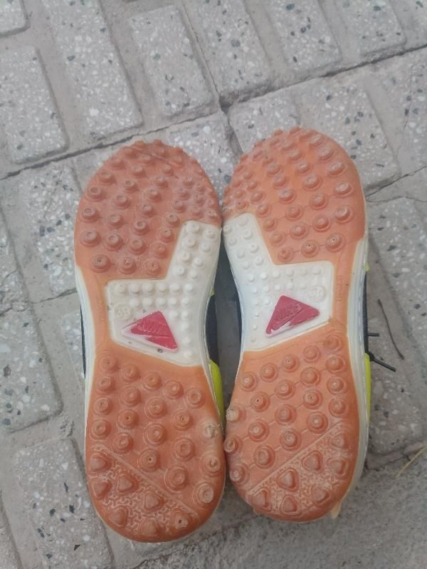 کفش فوتبال سایز 39|کیف، کفش، کمربند|جوانرود, |دیوار