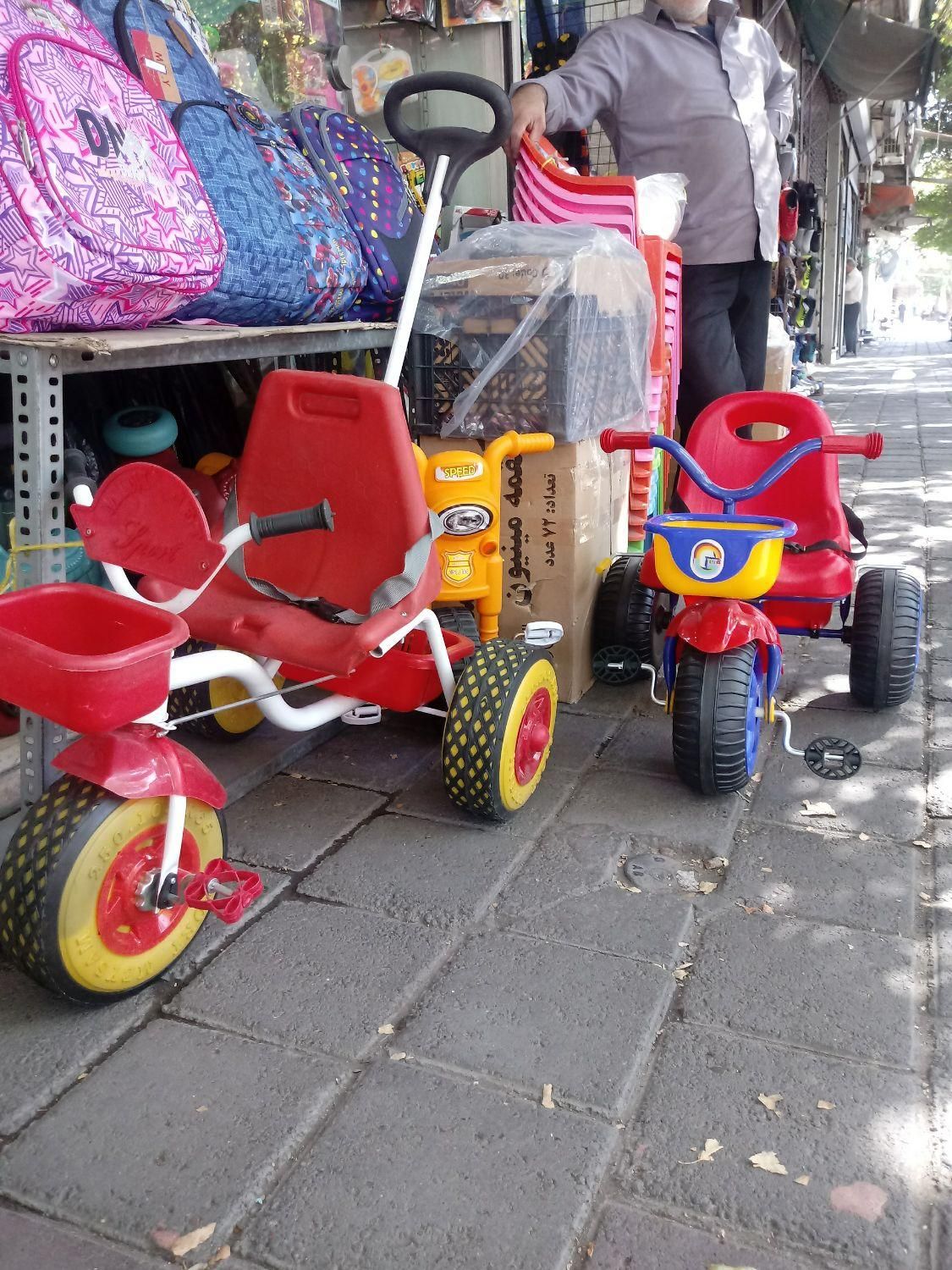 فروش انواع سه چرخه و چهار چرخ و دوچرخه بچه گانه|اسباببازی|مراغه, |دیوار