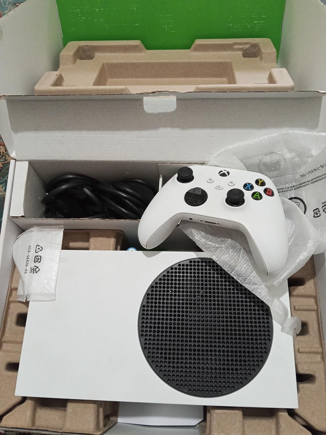 Xbox series s|کنسول، بازی ویدئویی و آنلاین|تهران, طرشت|دیوار