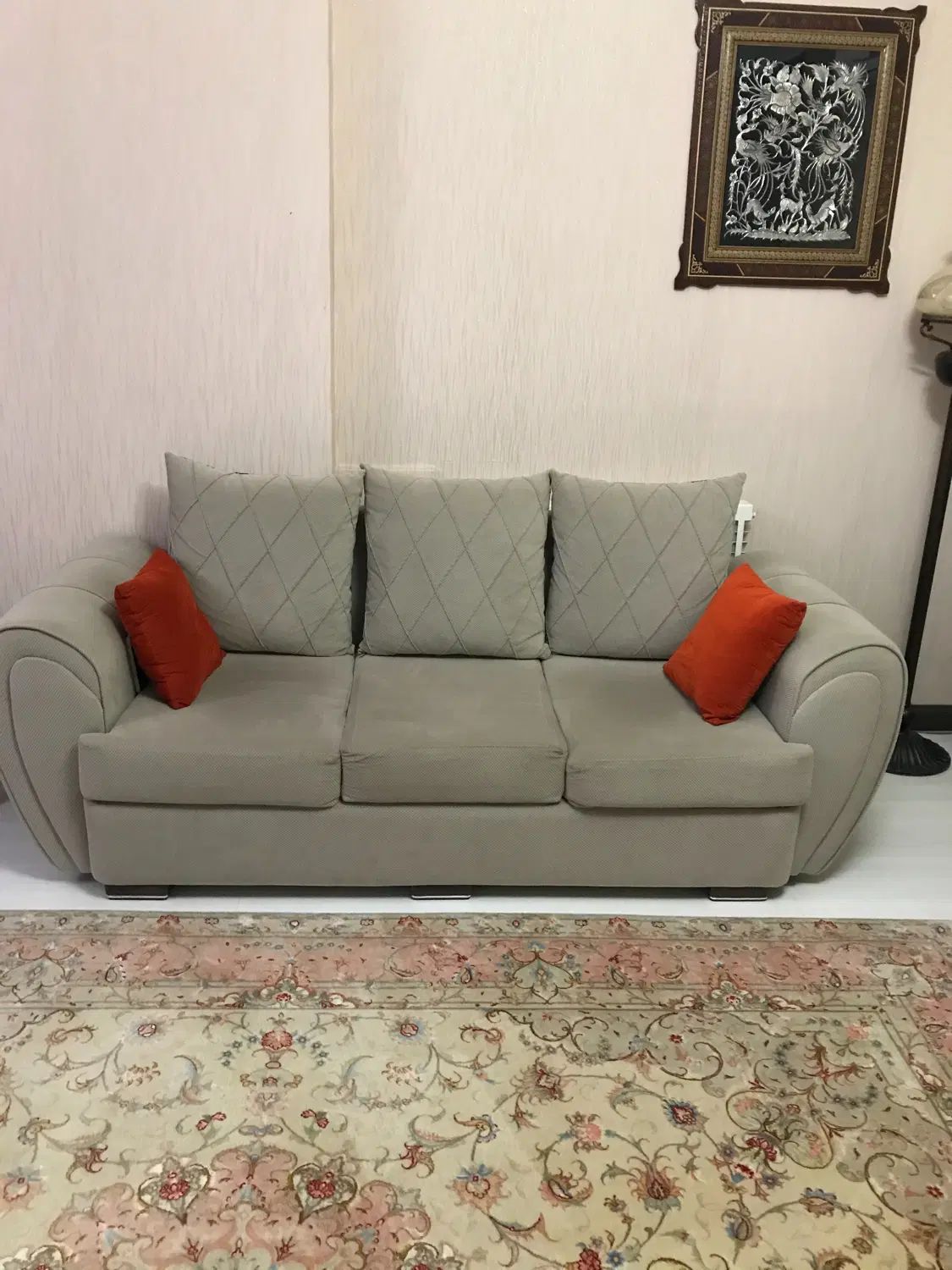 مبلمان شش نفره|مبلمان خانگی و میز عسلی|رشت, گلسار|دیوار
