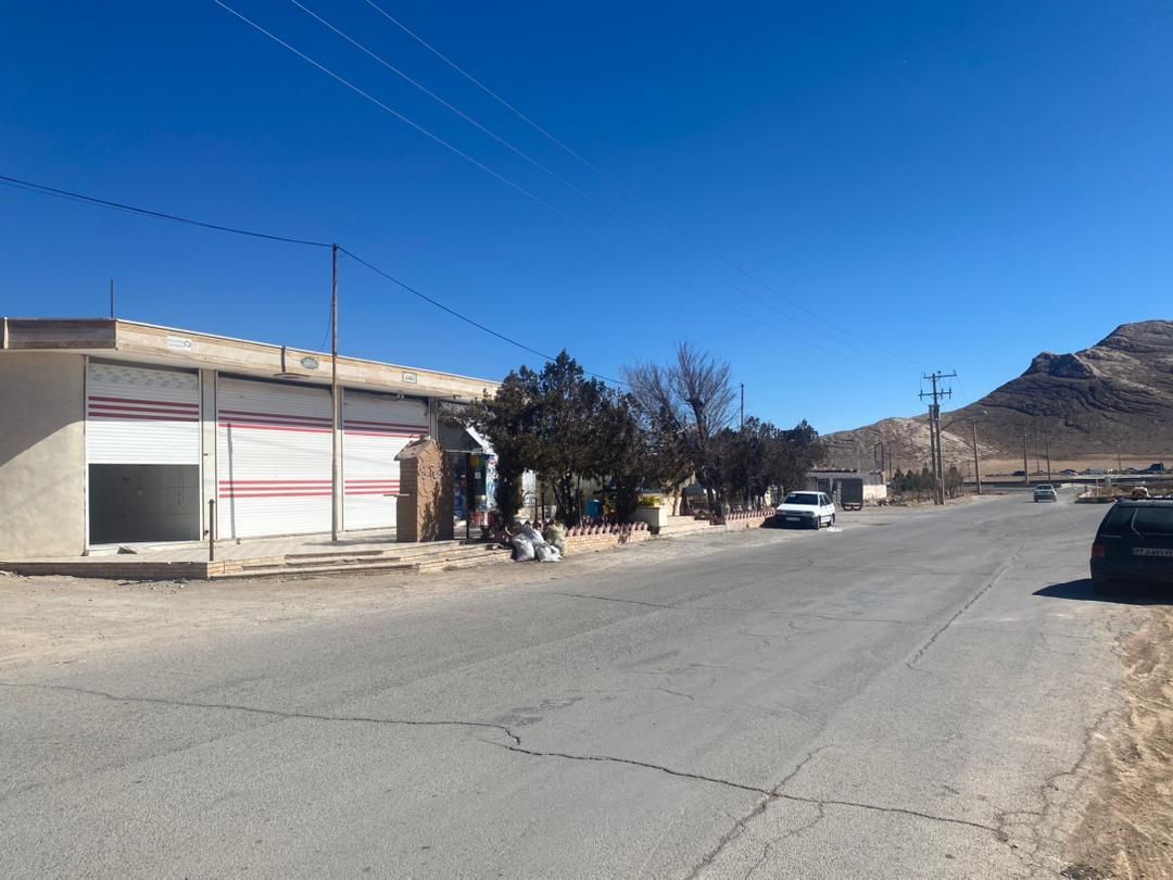 اجاره مغازه ۷۰ متری|اجارهٔ مغازه و غرفه|شهرضا, |دیوار