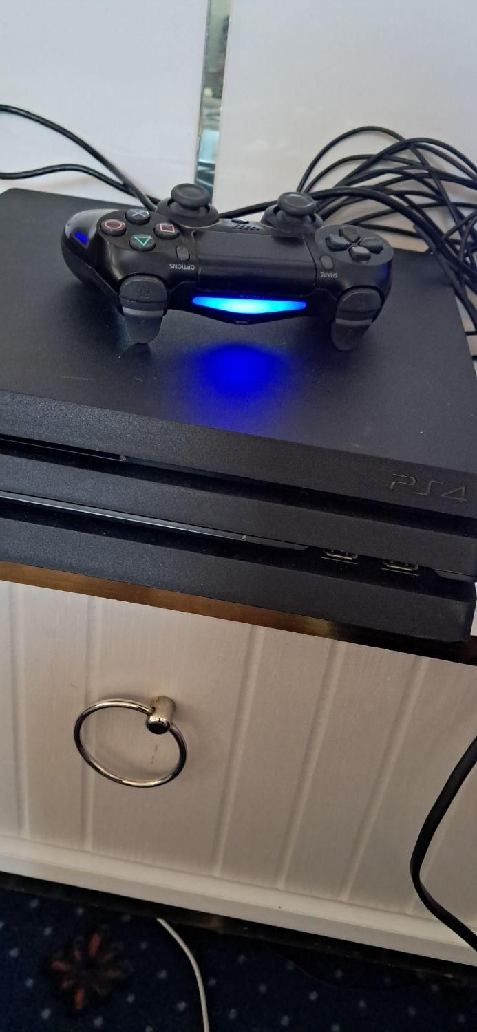 ps4 pro|کنسول، بازی ویدئویی و آنلاین|تاکستان, |دیوار