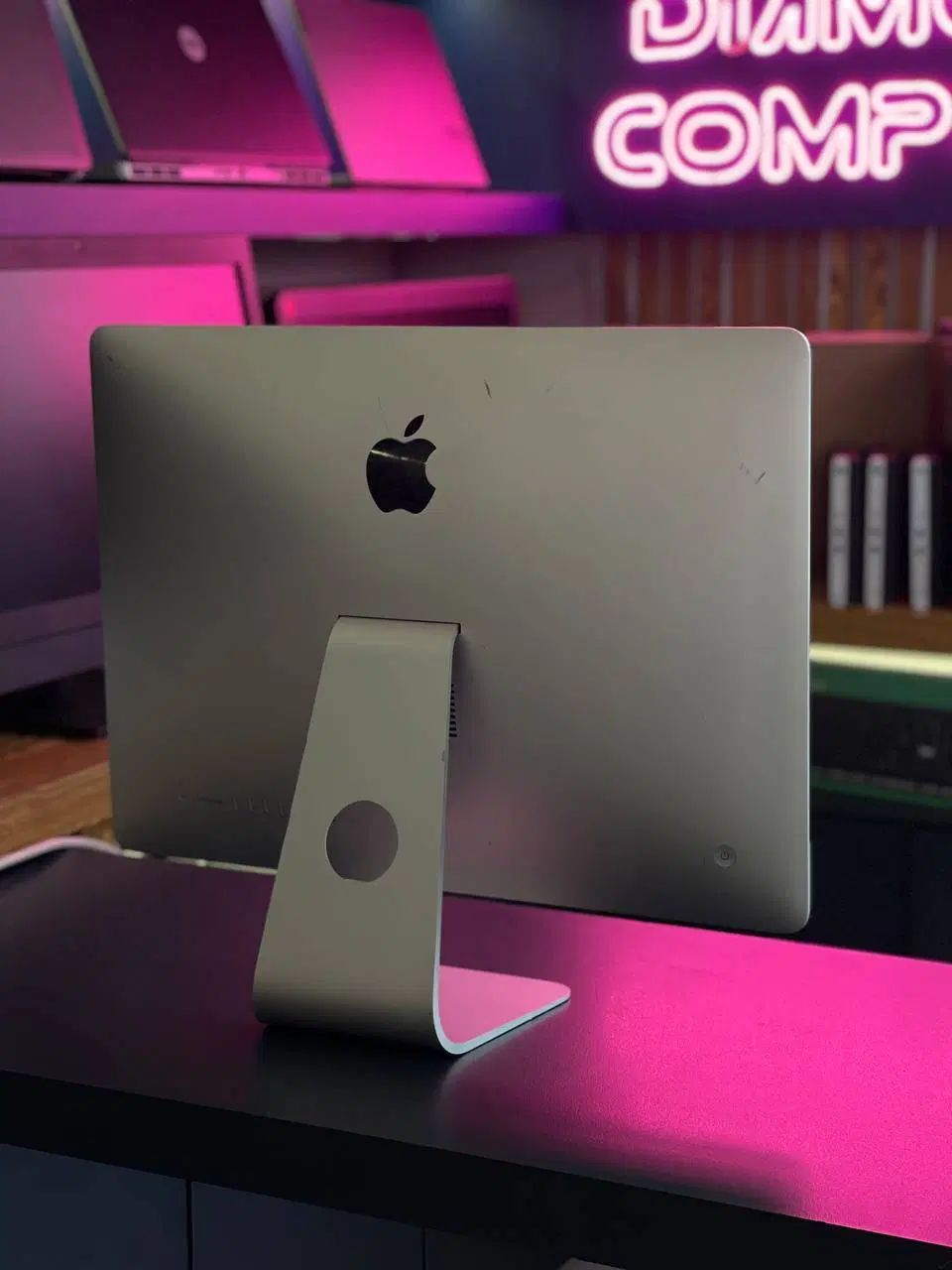 Imac /کامپیوتر اپل/گرافیک مجزا/آی مک|رایانه رومیزی|کرج, کوی مهر|دیوار