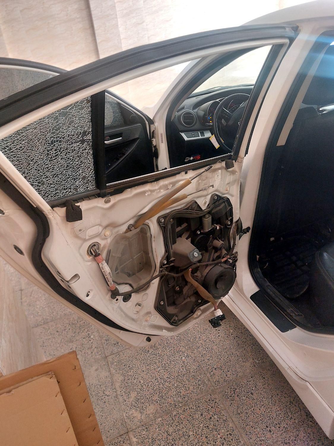 شیشه اتومبیل.نصب در محل|قطعات یدکی و لوازم جانبی|شیراز, فرهنگ شهر|دیوار