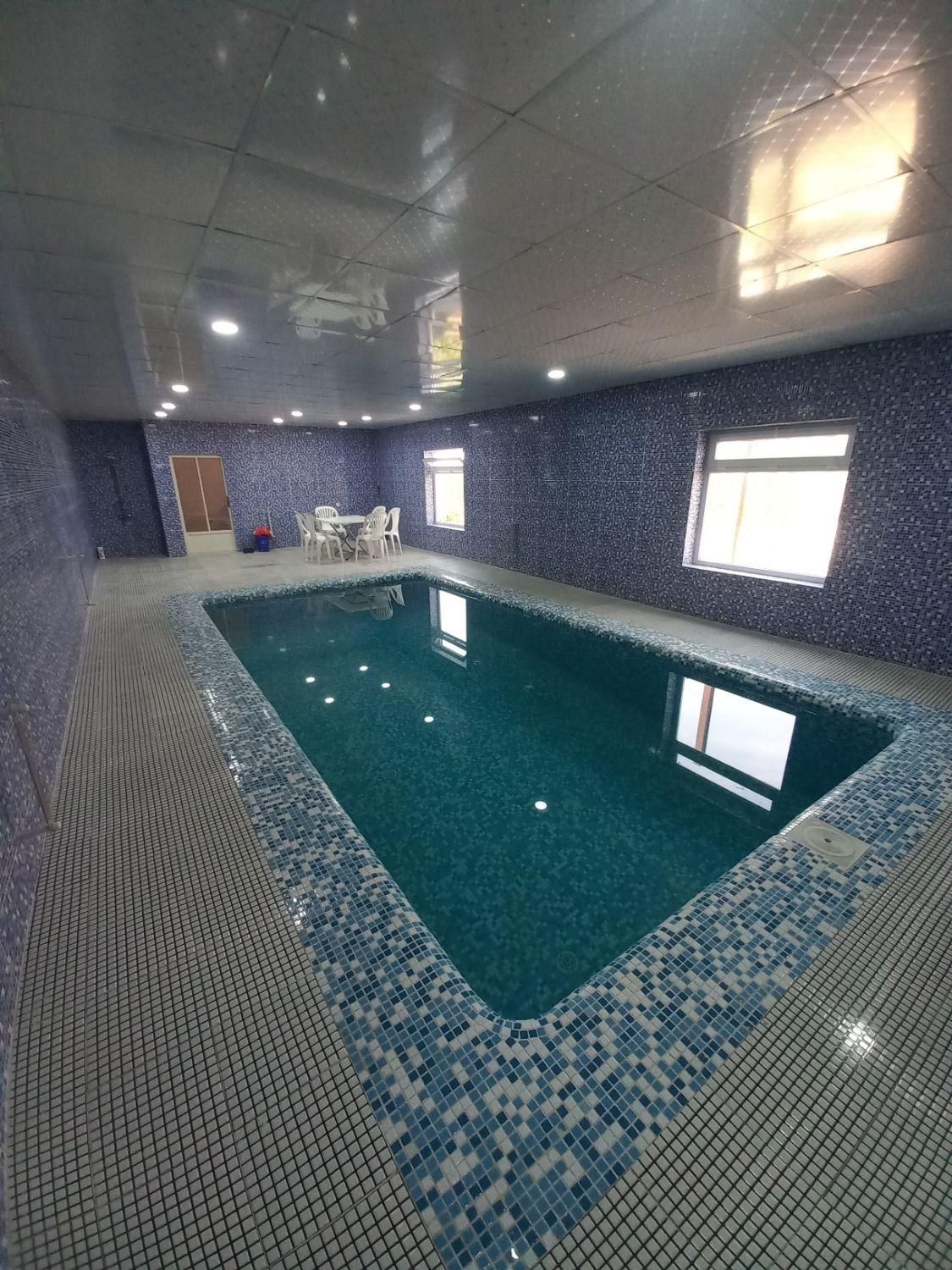 اجاره روزانه باغ ویلا استخر سرپوشیده ورامین|اجارهٔ کوتاه‌مدت ویلا و باغ|ورامین, ورامین|دیوار