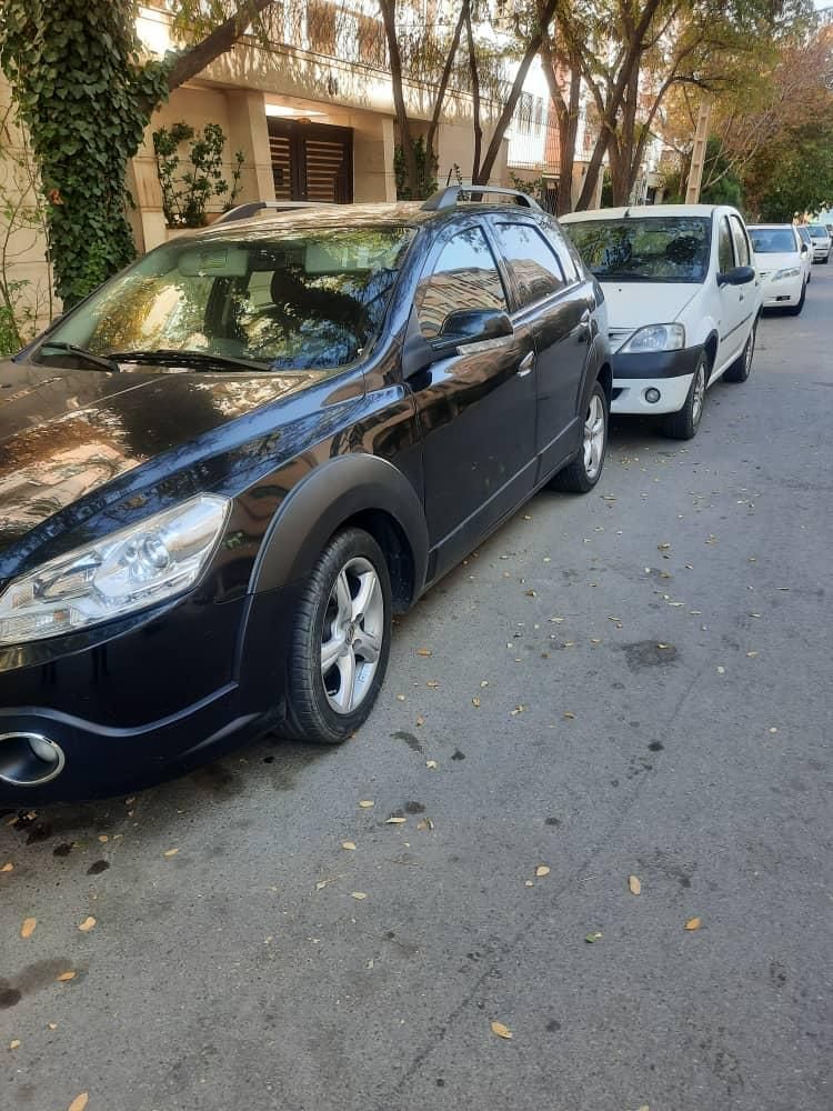 دانگ فنگ H30 کراس، مدل ۱۳۹۵|خودرو سواری و وانت|مشهد, هنرستان|دیوار