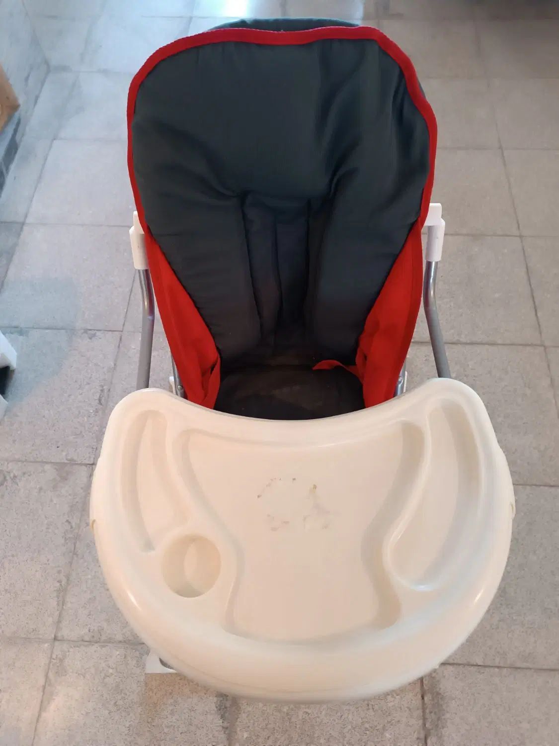 صندلی غذای کودک|تخت و صندلی بچه|کرمانشاه, |دیوار