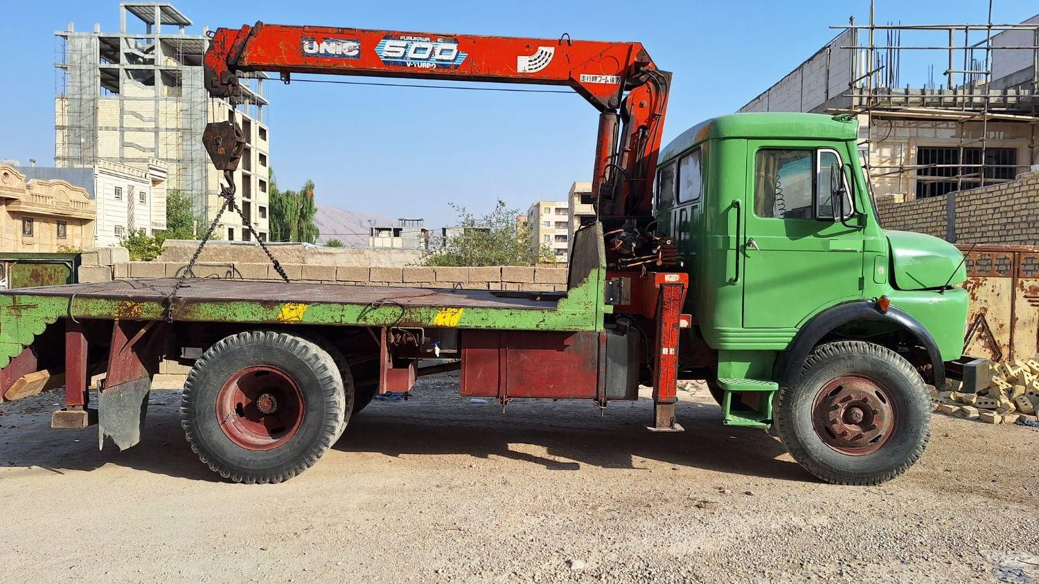 خدمات جرثقیل دستگاه ۵تن ۹۱۱کفی دار|خدمات حمل و نقل|شیراز, شهرک امیر کبیر|دیوار